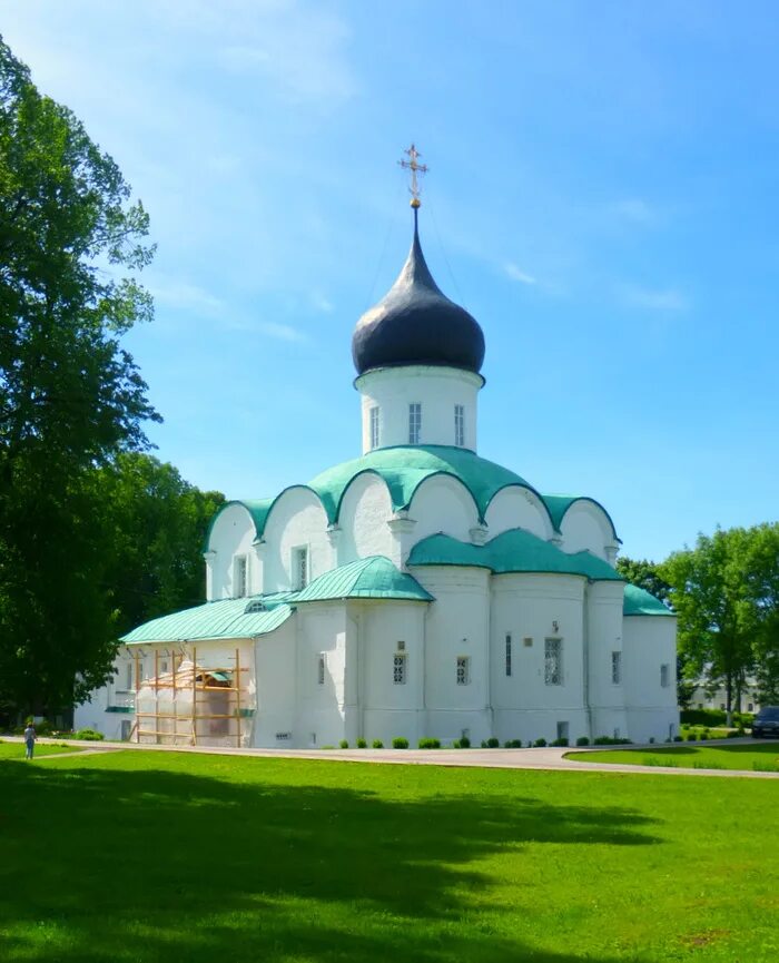 Александровская слобода церкви. Александровская слобода церкви