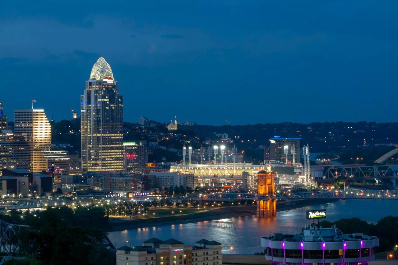 луисвилл кентукки достопримечательности. штат кентукки природа. штат луисвилл. луисвилл индиана. столица кентукки.