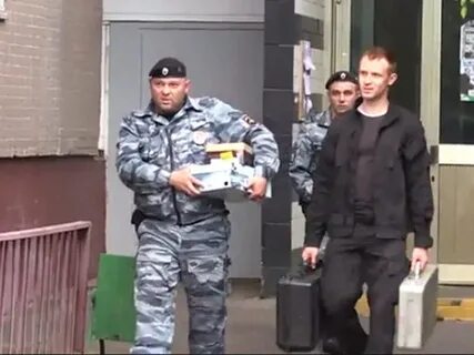 Москва провели обыск