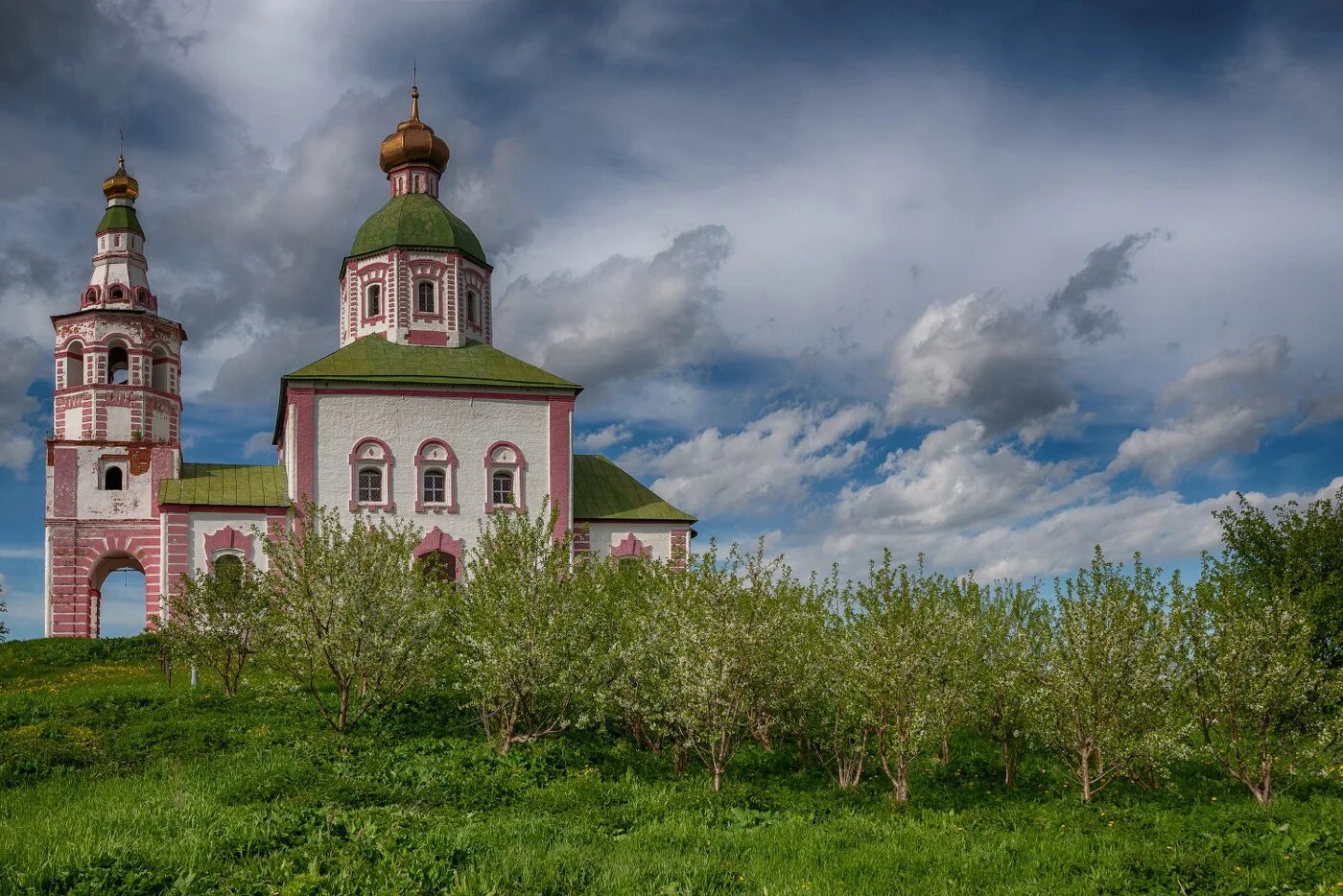 Вишневый сад бобруйск. Вишневый сад суздаль. вишнёвое (город). вишнёвый сад бобруйск фото.