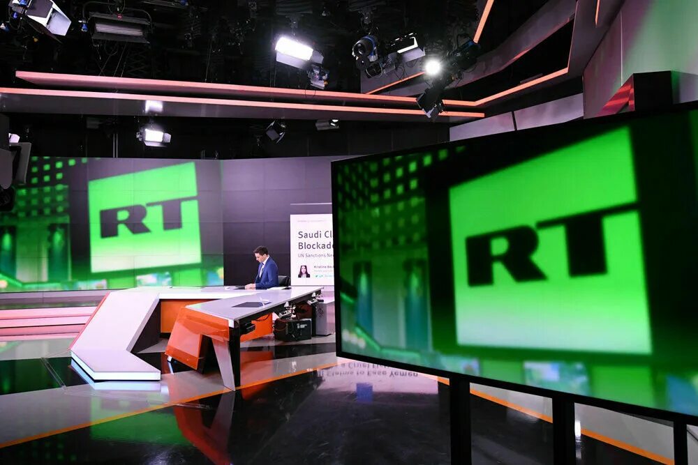 Раша Тудей студия. RT канал. Russia today Телеканал. Russia today студия.