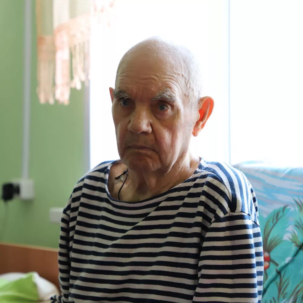 Внук привез деда в особый дом престарелых. Тульский дедушка пансионат иевлево. пансионат для престарелых тульский дедушка. пансионат для пожилых людей тульский дедушка село иевлево. дедушка в доме престарелых.