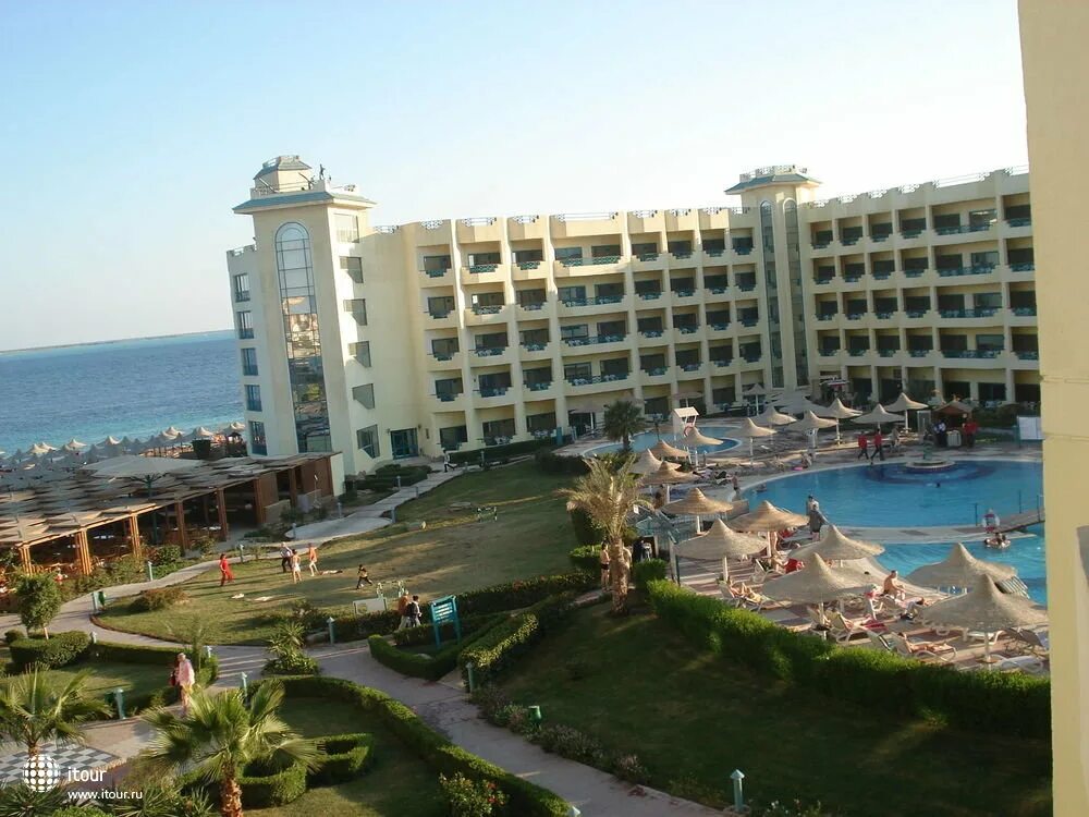 гранд азур горизонт хургада новое название. Montillon grand horizon resort. Grand horizon. Hotelux marina beach 4 водные горки. Montillon grand horizon 4 египет хургада.