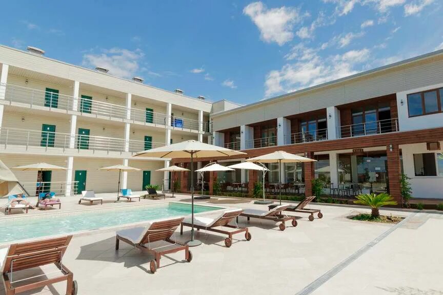 Aquamarine family club гагра. Аквамарин 4 абхазия. Aquamarine family club hotel абхазия. Аквамарин фэмили клаб абхазия. Отель аквамарин абхазия гагры.