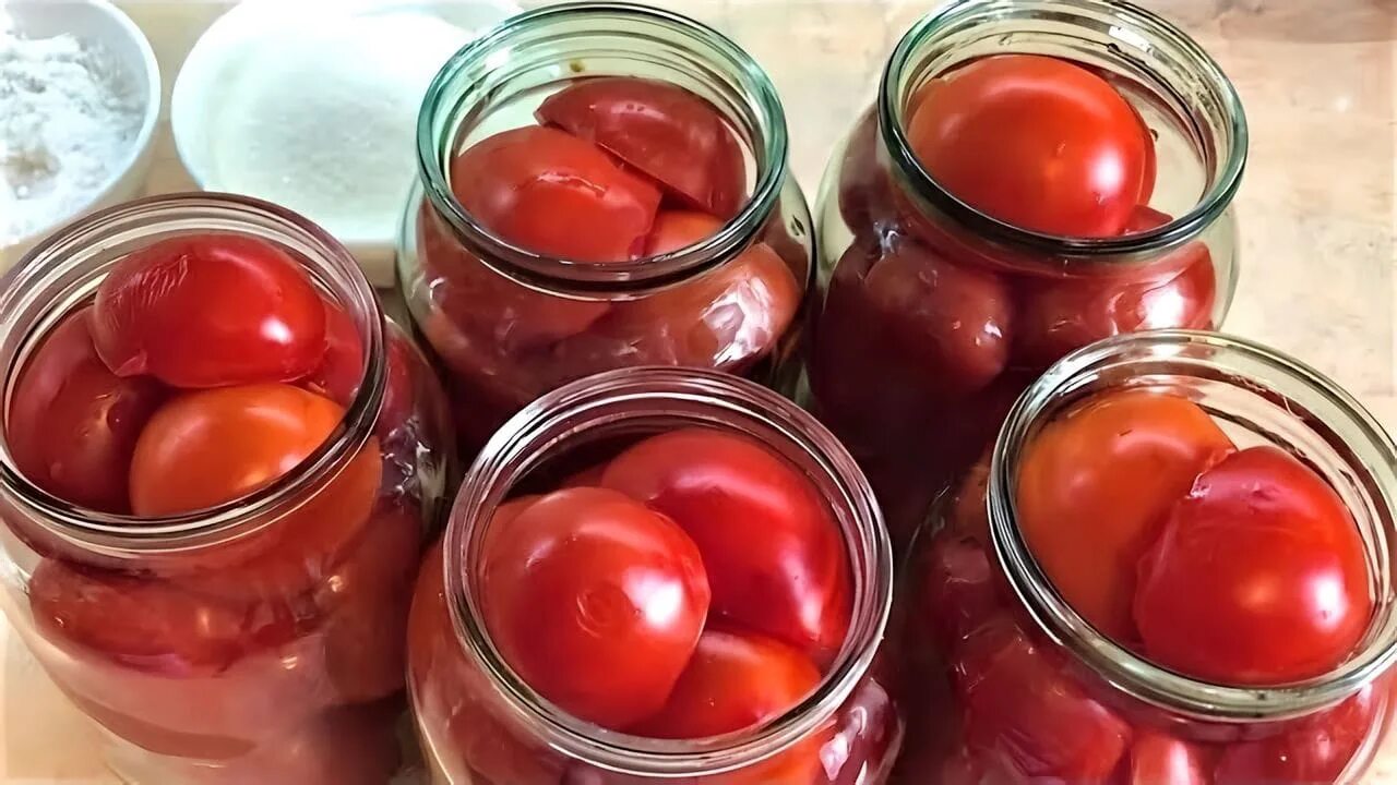 Томаты вкусные на зиму заготовки. Сладкие помидоры на зиму. помидоры без уксуса на зиму. закатанные помидоры. заготовки на зиму из помидор лучшие.