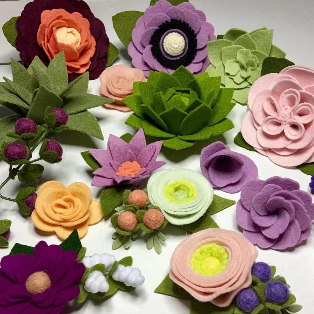 Цветочки из фетра. Dtns bp atnhf. Цветочки из фетра. Веселый цветок из фетра. Ветка из фетра.