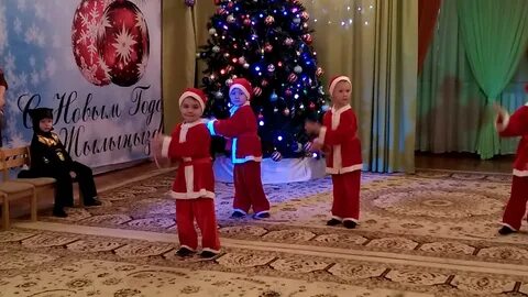 Танец пряничных гномиков в детском саду