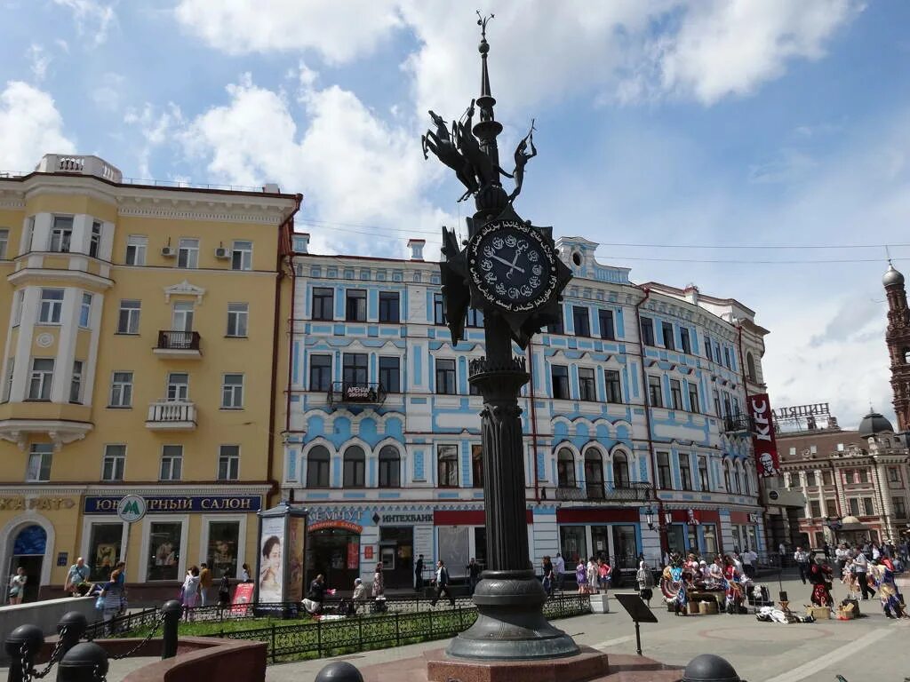 Прогулка по баумана. Улица баумана казань достопримечательности. тюмень ул баумана 112. баумана 80 казань. казань баумана 56 памятник.