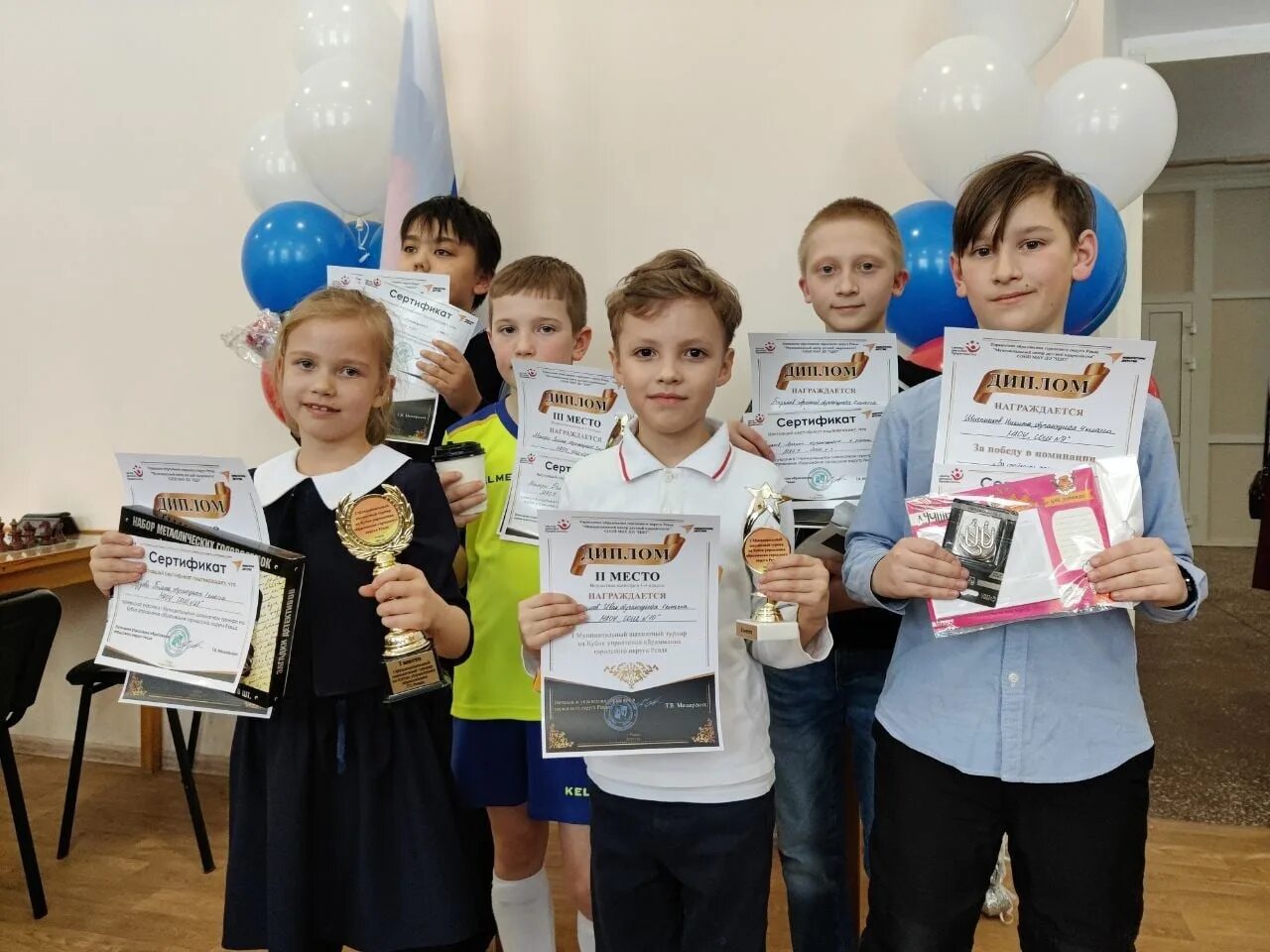 Управление образования мещерских татьяна. Школа 1 класс. Турнир по шахматам. Управление образования ревда. 11 школа ревда.