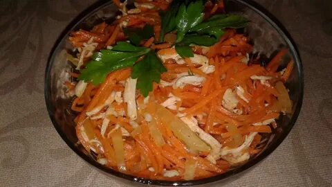 Тушеная морковь со сметаной
