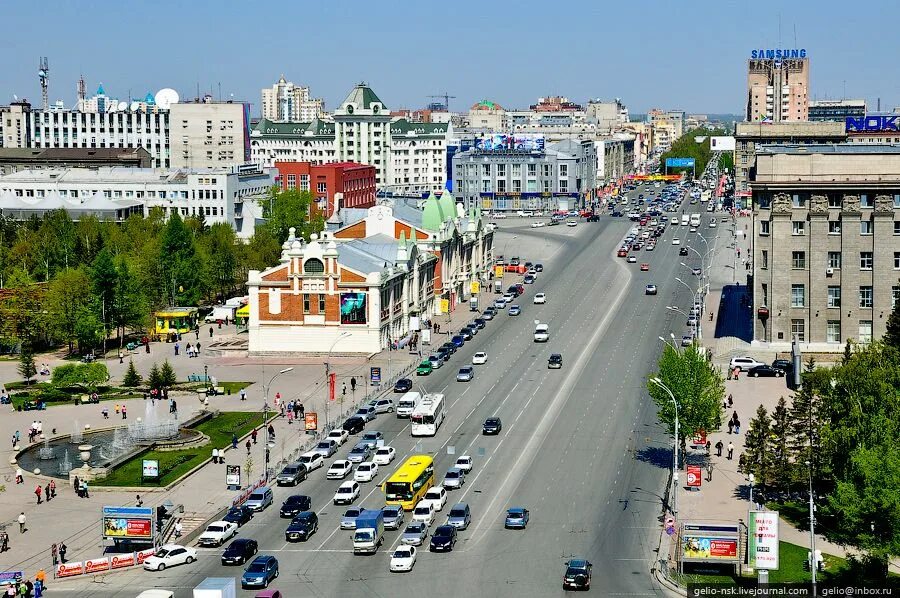 Красный проспект сколько. Красный проспект Новосибирск. Новосибирск. Центр. Красный проспект. Самая длинная улица в Новосибирске красный проспект. Новосибирск попсный проспект.