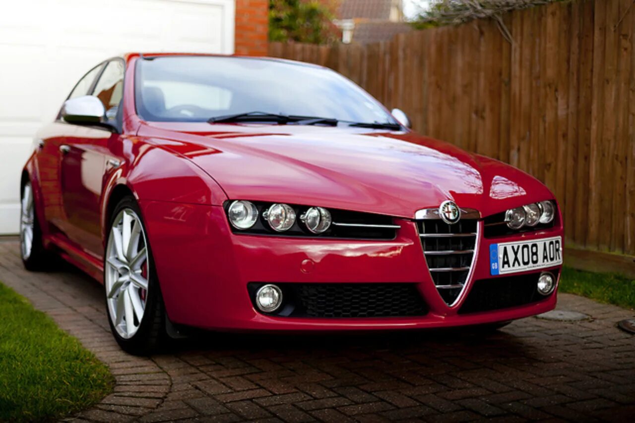 Альфа ромео авито. Alfa Romeo 159. Alfa Romeo 159 ti. Alfa Romeo 159 Sportwagon. Alfa Romeo 159 Рестайлинг.