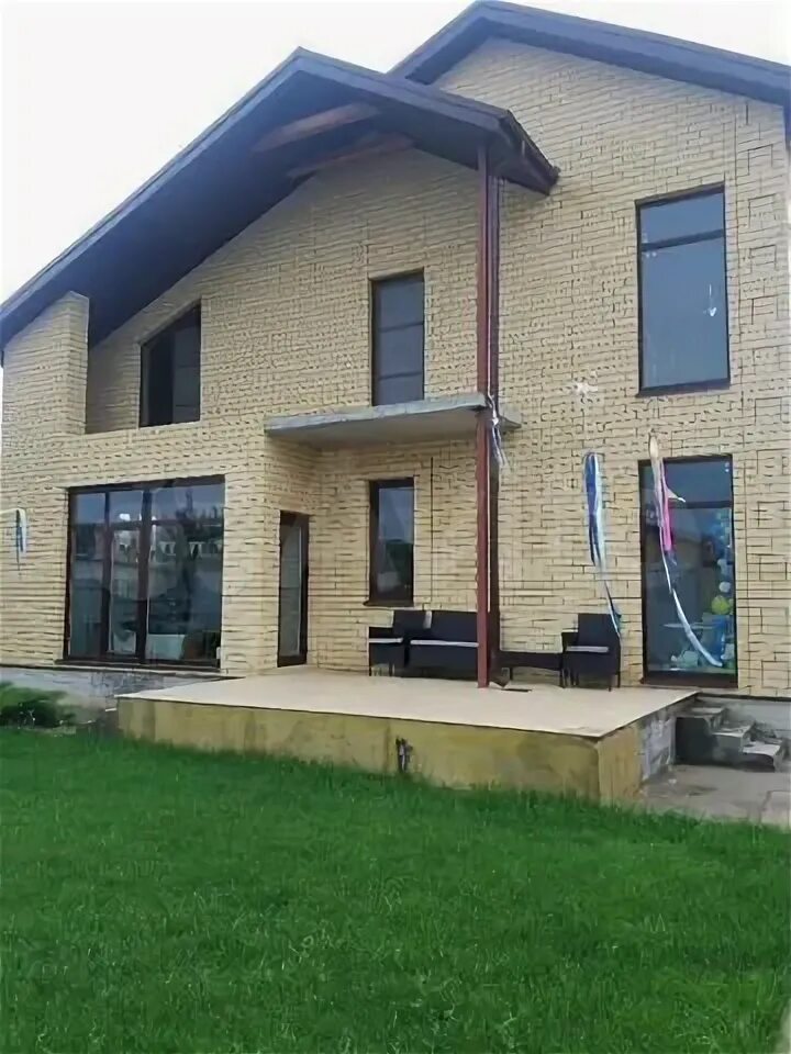 Частный дом в астрахани 500 700. 2х этажный дом астрахань. Сколько стоят частные дома в астрахани. В астрахани дом астрахань. Сколько стоят частные дома в астрахани.