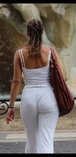 tight white trousers - www.fundvmbronnikov.ru 