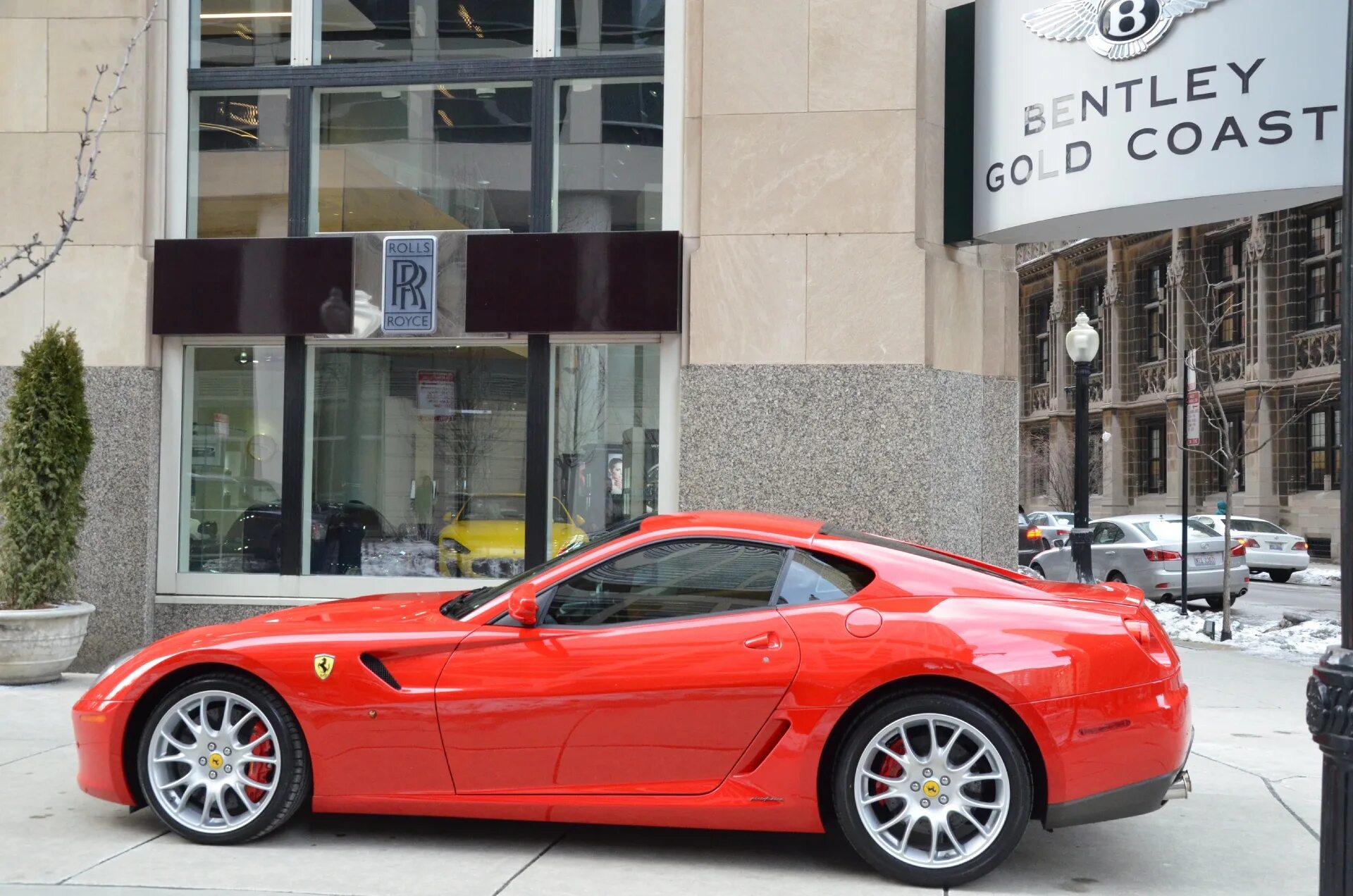 Ferrari fiorano. Ferrari 599 GTB Fiorano от. Ferrari 599 GTB Fiorano оранжевый. Gigi Hadid Ferrari 599 GTB. Феррари 5 дверная.