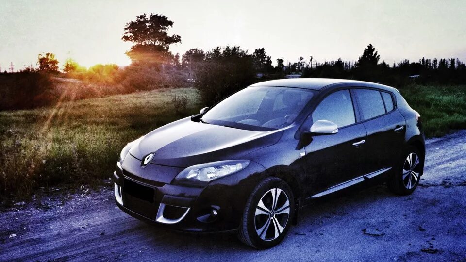 Меган 3 драйв. Megane 3 sport edition. renault megane sport edition. рено меган 3 спорт эдишн. рено меган 3 спорт эдишн 2012.