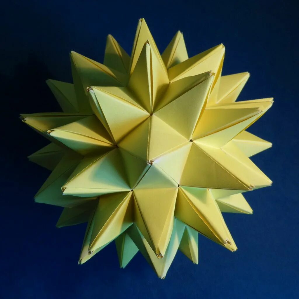 необычные объемные фигуры. геометрические скульптуры из бумаги matthew shlian. необычное из бумаги. геометрические поделки из бумаги. необычные объемные фигуры.