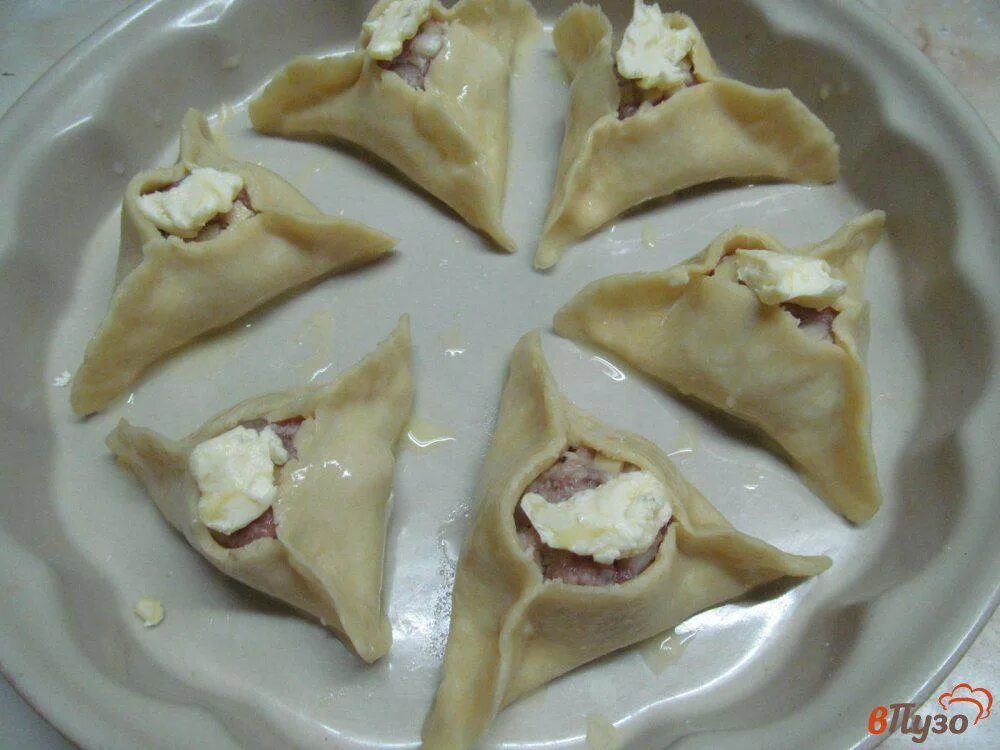 Эчпочмак с мясом на кефире. Эчпочмак. эчпочмак на кефире. эчпочмак с фаршем. эчпочмаки тесто на сметане.