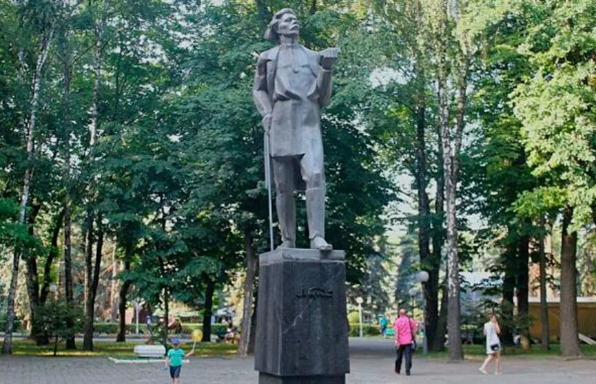 Памятник горькому самара. Памятник культуры горького. Памятник горькому самара. Памятник культуры горького. Памятник максиму горькому в москве в парке горького.