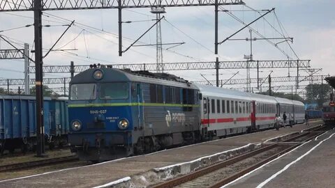 37 46 0