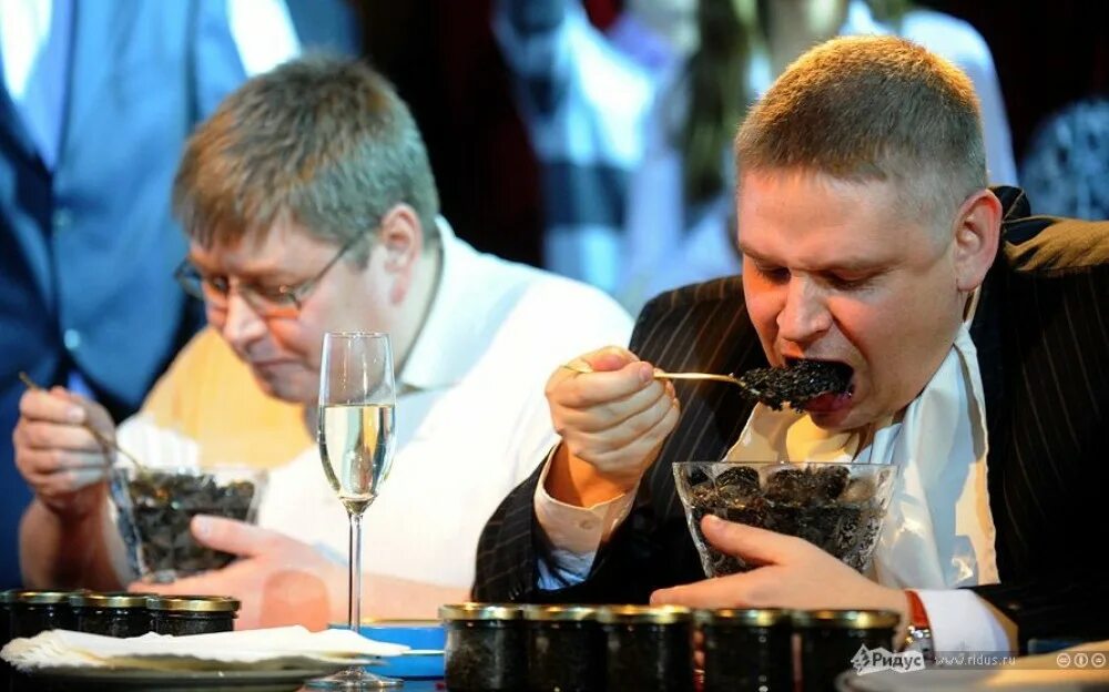 Почему в москве людям плохо
