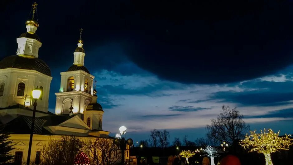 свято-троицкий серафимо-дивеевский монастырь. дивеево радуга. дивеево храм серафима. казанский храм в дивеево весна. дивеево небесный храм богородицы подсветка.