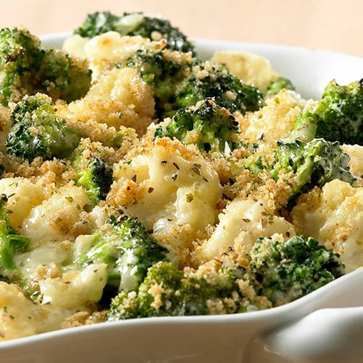 Брокколи и цветная капуста в духовке. Что приготовить из брокколи вкусно и просто. Брокколи. Пюре из брокколи на гарнир. Капуста брокколи вкусный гарнир.