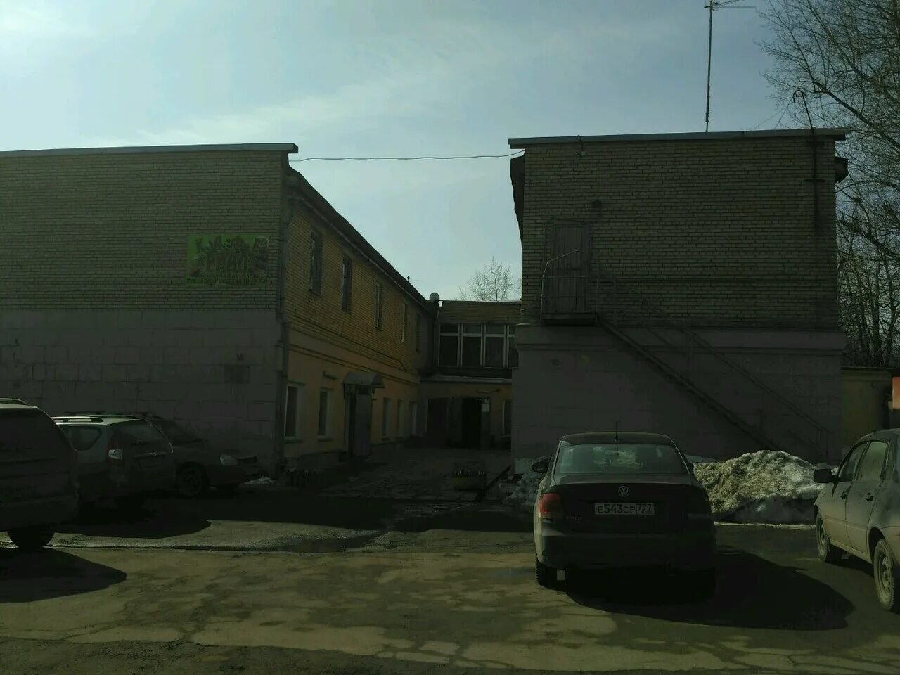 разборка на варшавке дорожная 21а. москва, дорожная ул. дорожная 21а москва. ул. дорожная улица 21а.