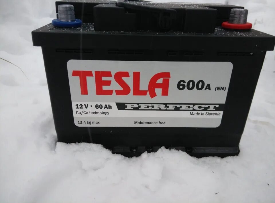 Аккумулятор Tesla 12v 60ah. Аккумулятор Тесла 60 Ач. Аккумулятор Tesla model s 12v. АКБ Tesla Premium Energy 12v 60ah 620a.