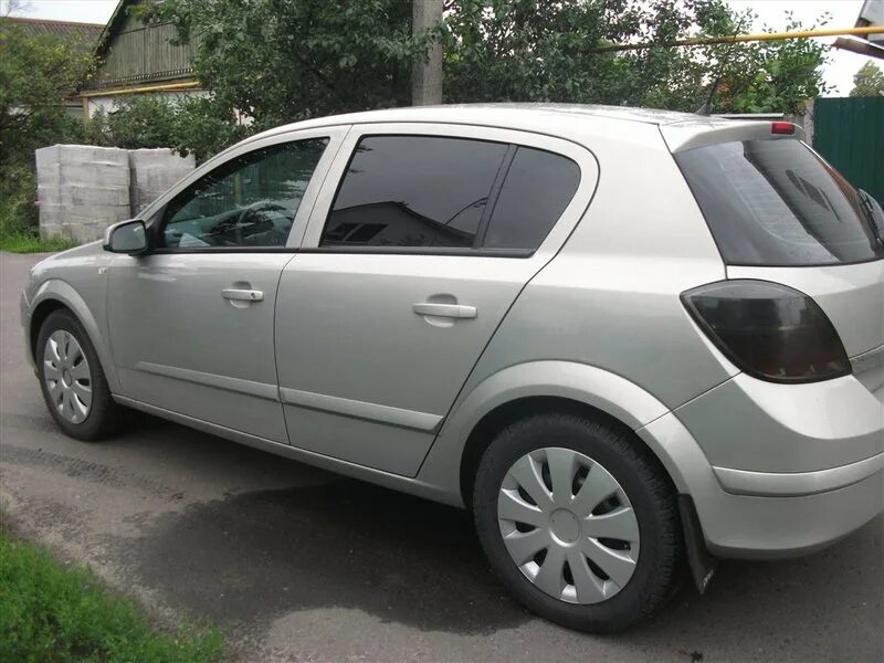 1 к 2007 г. Opel Astra 2007 хэтчбек.