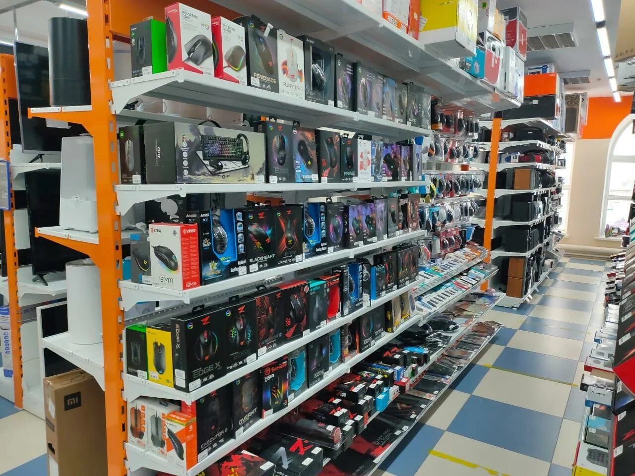 днс звенигород. днс мега химки. днс касимов. днс севастополь. Dns москва тц "люблино".