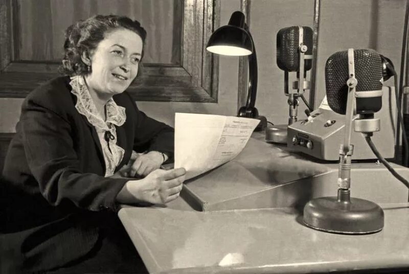 юрий левитан. левитан радиоведущий. юрий левитан 1941. юрий левитан 1983. ольга сергеевна высоцкая (11 июня 1906 – 26 сентября 2000 года).