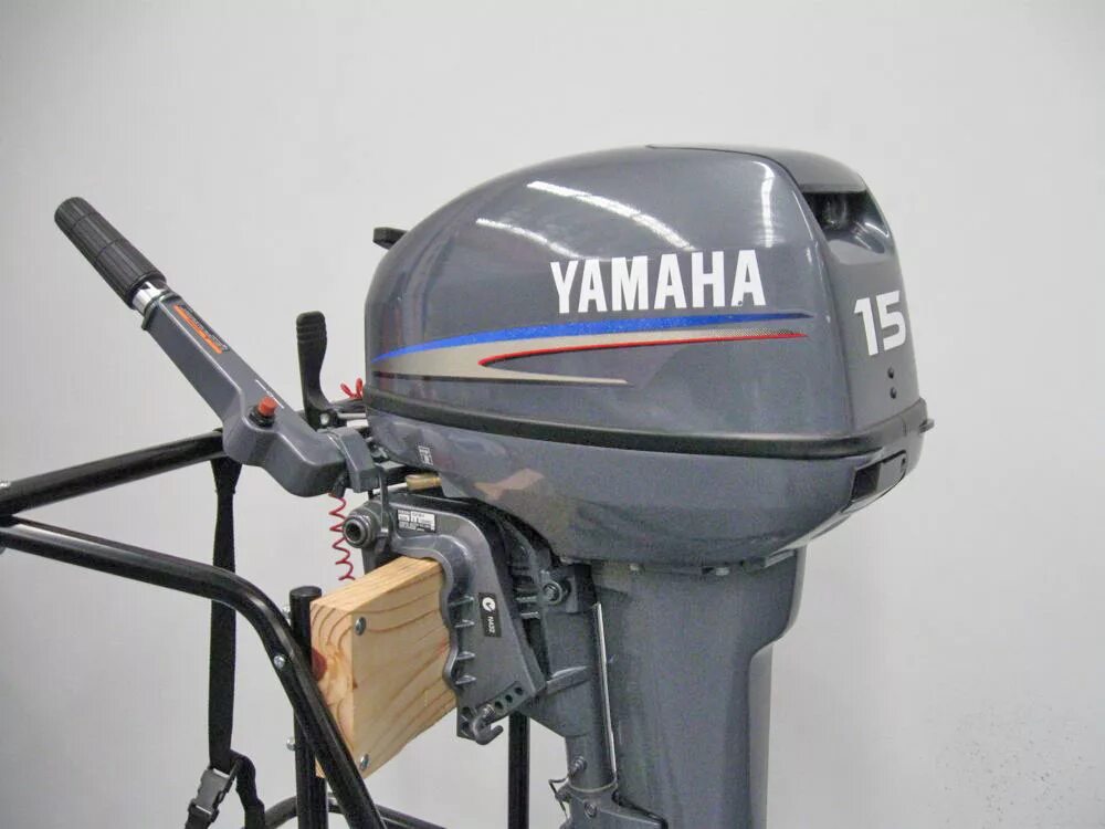Купить лодочный мотор ямаха двухтактные. Yamaha 15 FMHS. Мотор Лодочный Yamaha 15. Лодочный мотор Ямаха 15 2х тактный. Yamaha 9.9 15 FMHS.