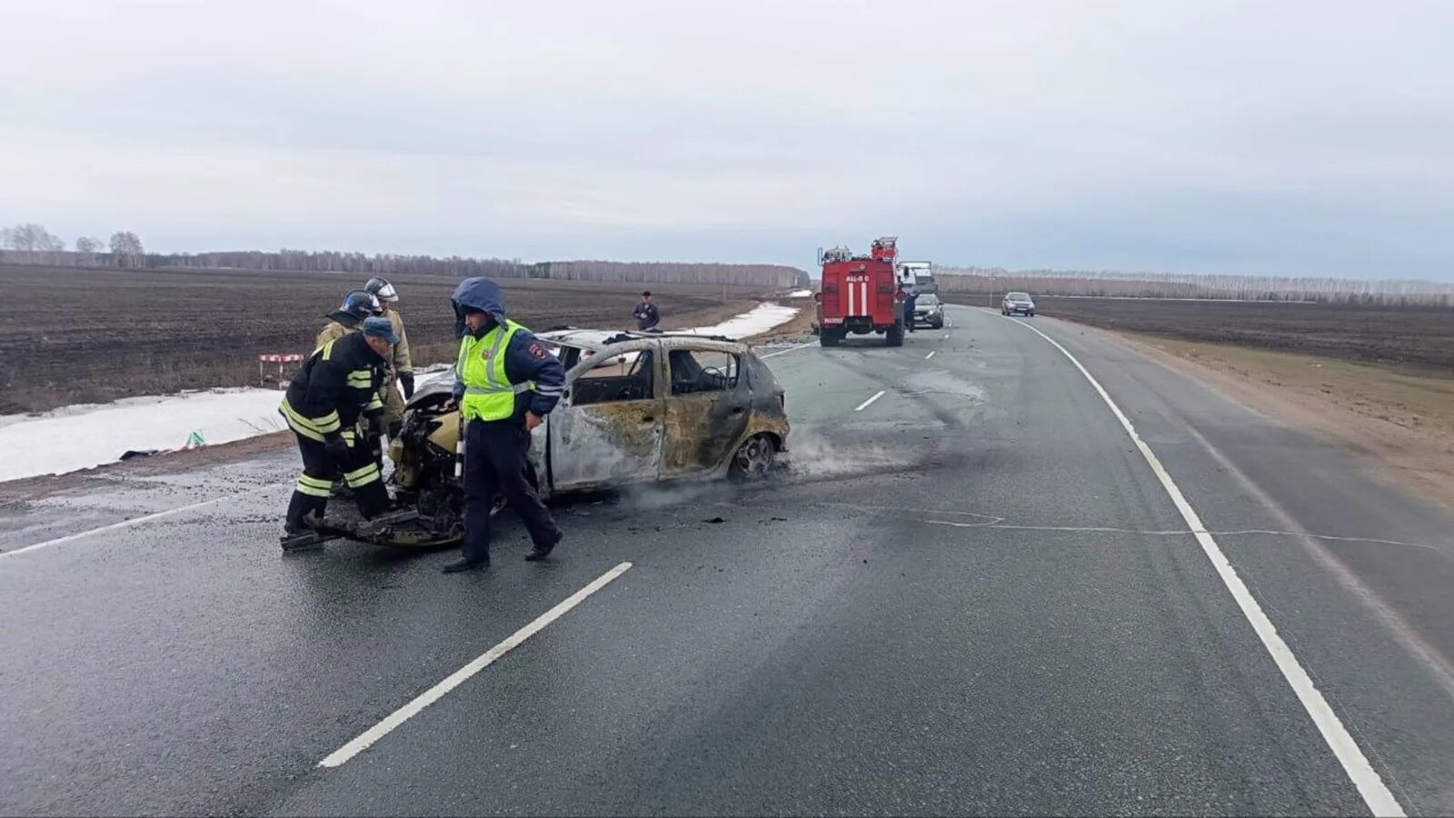 Башкирия 17.01 2025. 18.04.2025 авария башкортостан. авария на трассе м5 башкирия вчера.