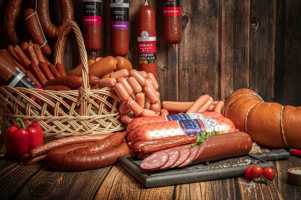 Мясной дуэт гродненский мясокомбинат. Вегетарианская колбаса беларусь. Реклама колбасы. Колбаса сыровяленая белорусская рублевская. Колбаса мясной дуэт вкус черноземья.