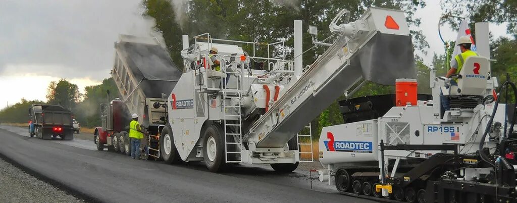 Roadtec sb. Roadtec sb. Асфальтоперегружатель shuttle buggy sb-2500ex. Roadtec sb-2500e. Перегружатель асфальтобетонной смеси roadtec sb 2500.