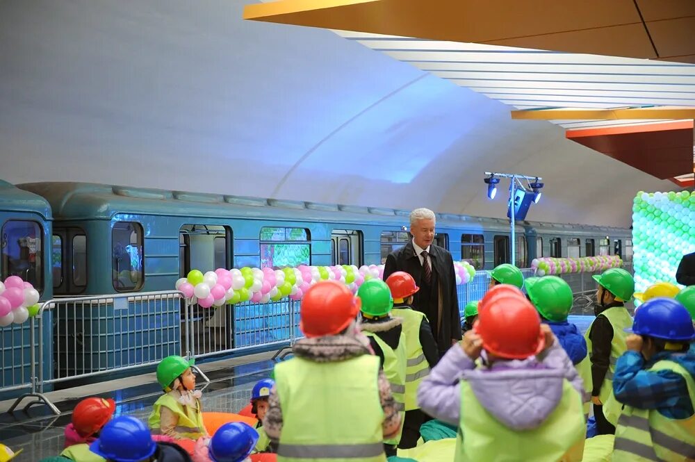 Станция лермонтовский проспект. Шо 4 лермонтовский проспект. Школа лермонтовский проспект. Школа 1359 лермонтовский проспект шо 2 внутри. Школа лермонтовский проспект.