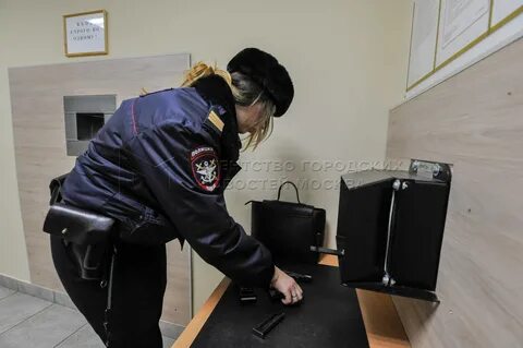 Лу в аэропорту домодедово