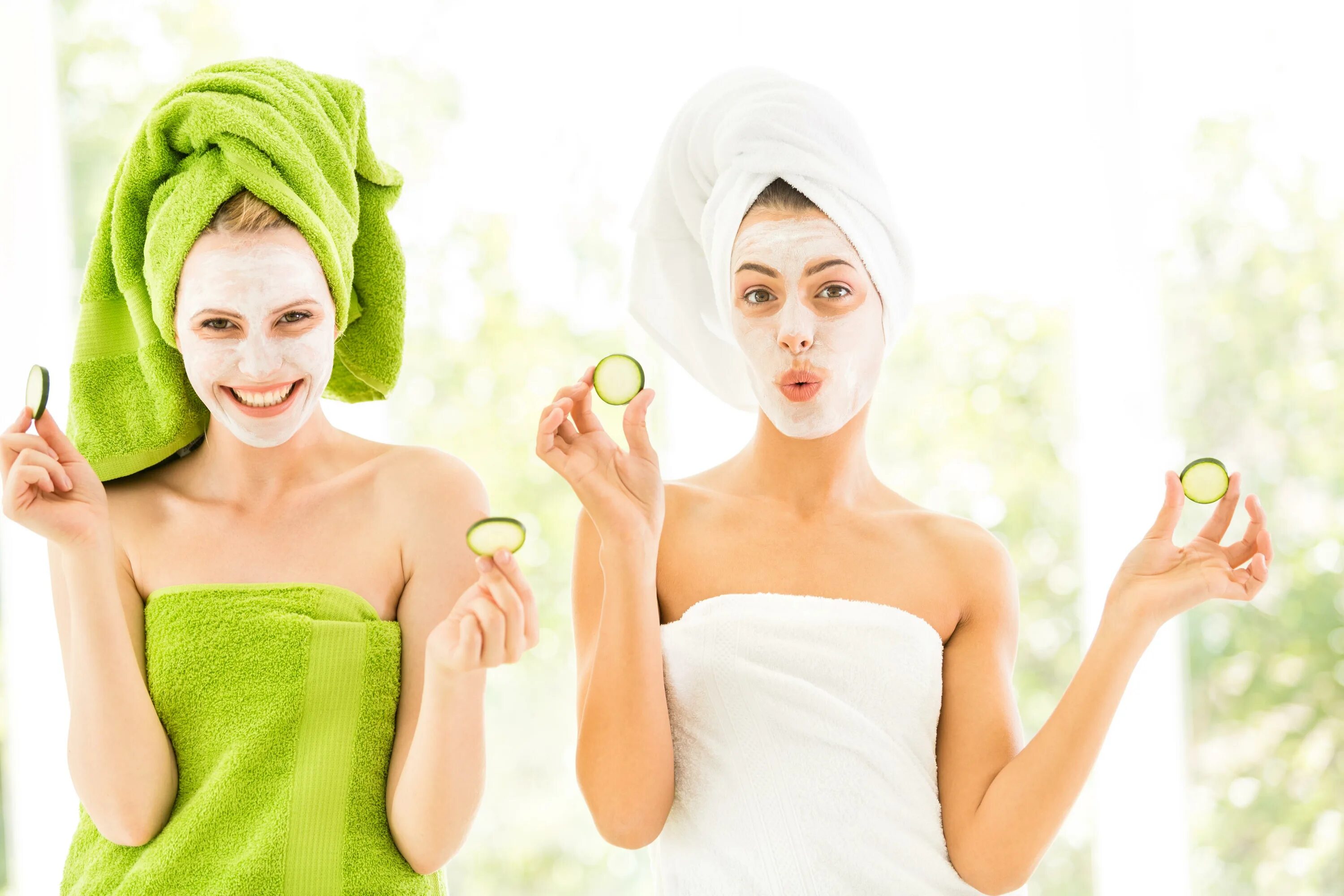 Mask spa. Спа для лица. Девушка с маской на лице. Косметика для женщин. Натуральная косметика девушка.