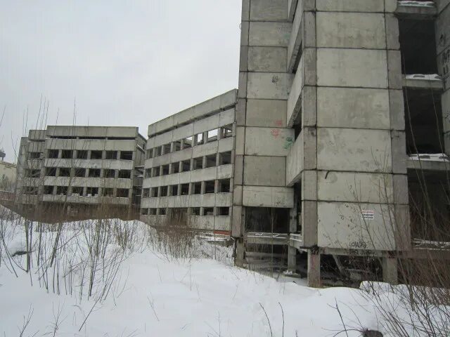 Пензенские заброшки. Завод зиф пенза. Заброшка джуманджи в пензе. Пензенские заброшки. Заброшенный детский сад заречный.