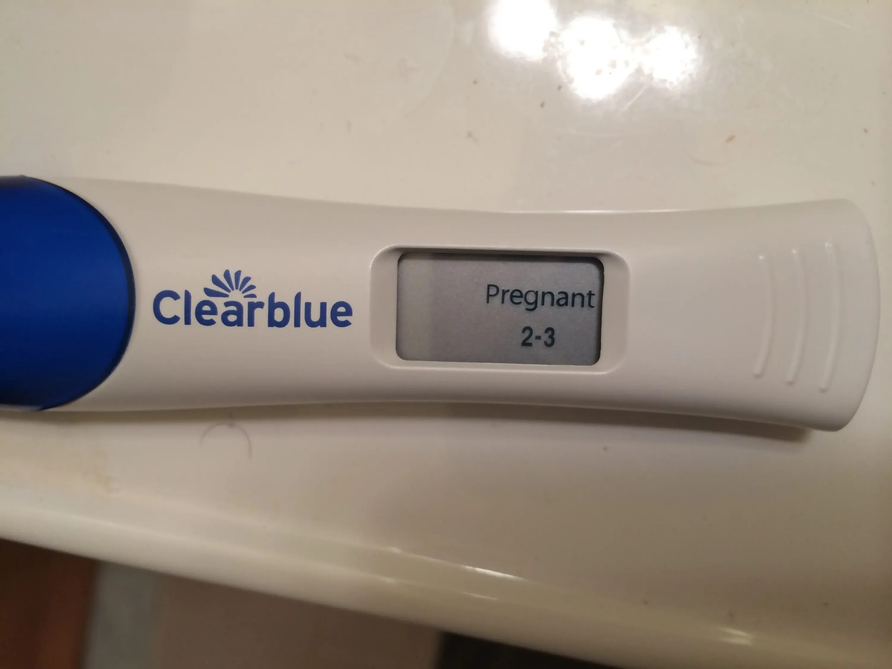 Тест на беременность clearblue результат фото. Тест на беременность Clearblue. Clearblue отрицательный. Clearblue положительный результат. Тест на беременность Clearblue положительный