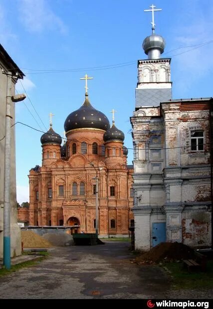 Гуслицкий монастырь орехово-зуево. Гуслицкий спасо преображенский монастырь куровское сайт. Гуслицкий спасо-преображенский мужской монастырь, куровское. Гуслицкий монастырь куровское. Гуслицкий спасо-преображенский монастырь.
