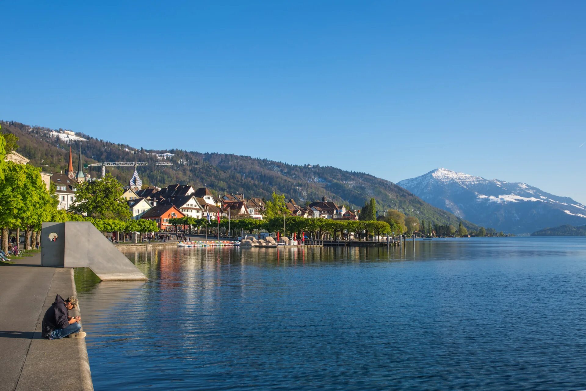 Кантон цуг. Цуг швейцария. Zug город в швейцарии. Цуг швейцария. Цуг швейцария набережная.