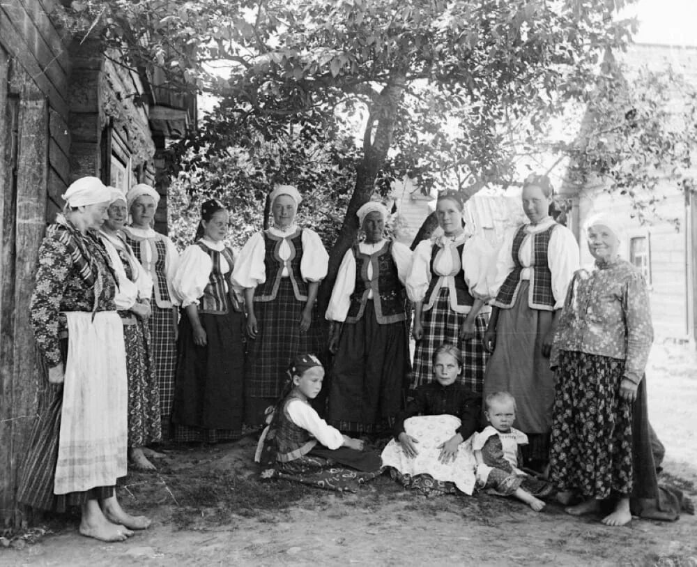 Финны история народа. Суоми финны. Финны-ингерманландцы. Финны ингерманландцы внешность. Традиции финляндии.