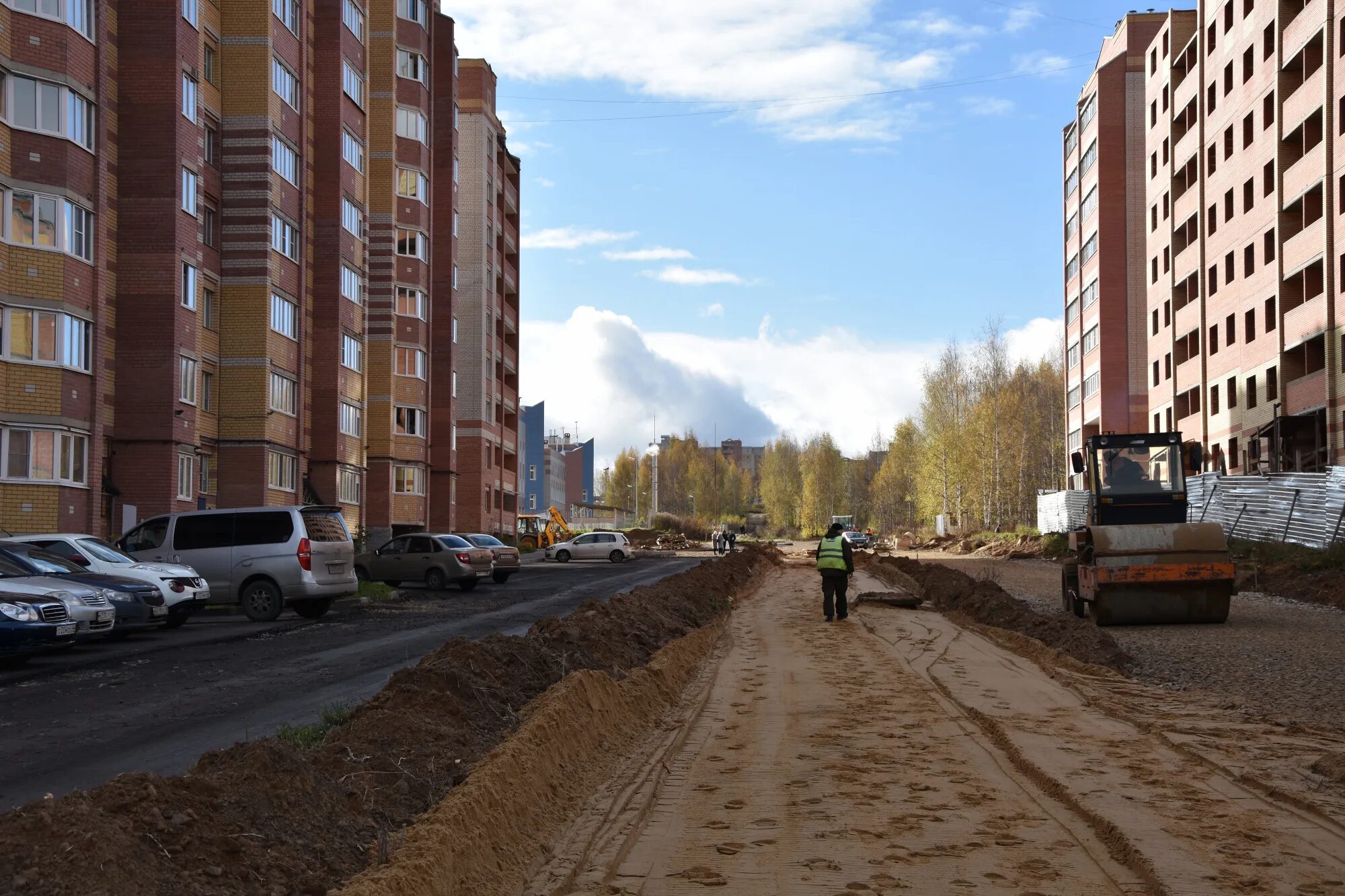 Мы живем в новом микрорайоне. Кострома жилые районы. Новый город. Кострома дороги. Облагораживание территории.