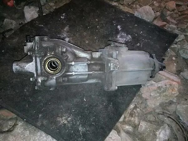 Kia sorento угловой редуктор. Задний редуктор соренто 2. Киа соренто 2 2 дизель мкпп механизм как снять. 5 дизель. Редуктор св 36 г.