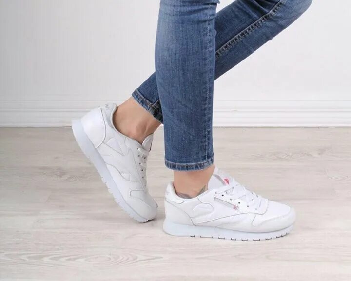 Кроссовки reebok classic женские