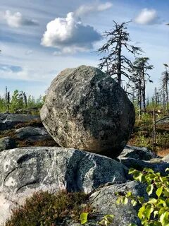Карельский камень