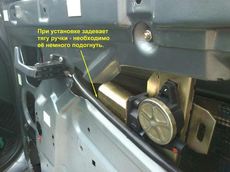 Не работает водительский стеклоподъемник ваз 2110. Не работают стеклоподъёмники ваз 2110. Водительский стеклоподъемник 2110. Стеклоподъемник ваз 2114. Стеклоподъемник задний левый механический 2110.