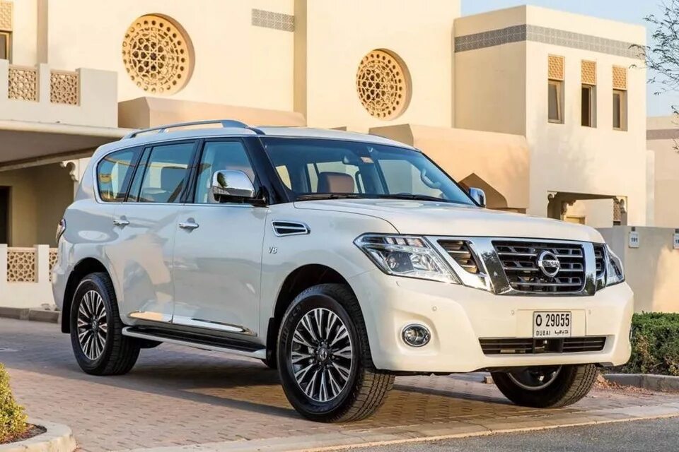 Выпуск ниссан патрол. Ниссан Патрол. Nissan Patrol y63. Nissan Patrol 2014. Ниссан Патрол 2018.